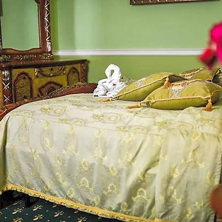 Zamek Kamenny Dvur 4*