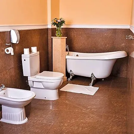 Hotel Zamek Kamenny Dvur