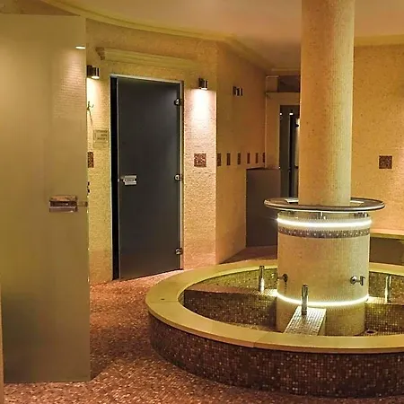 Zamek Kamenny Dvur Hotel Františkovy Lázně