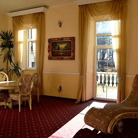 Hotel Zamek Kamenny Dvur 3*
