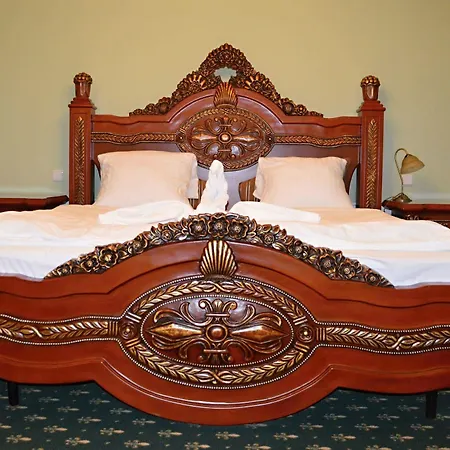 Zamek Kamenny Dvur Hotel 3*