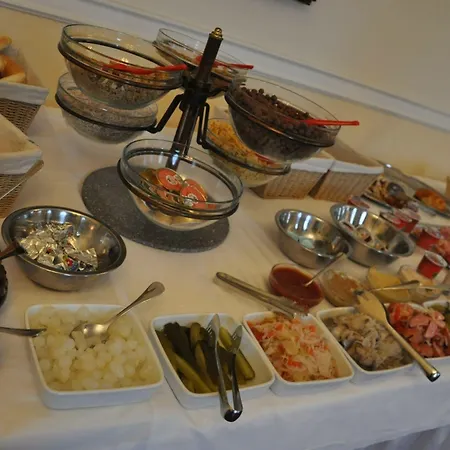 Hotel Zamek Kamenny Dvur 3*